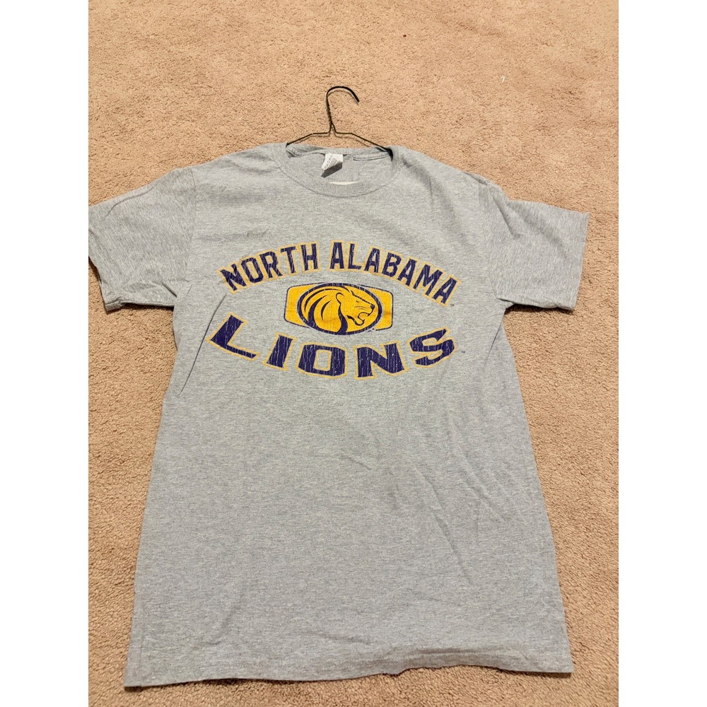 Fruit of the Loom North Alabama Lions T-Shirt Mens Small Gray UNA NCAA Graphic
